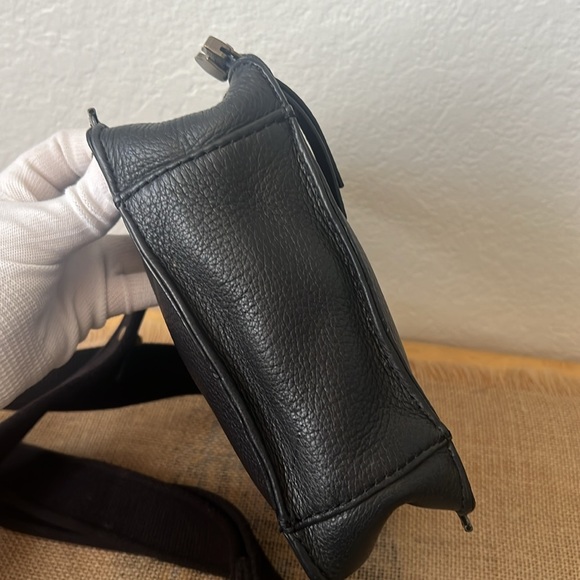 J. CREW Leather Crossbody Bucket Bag - Picture 15 of 17